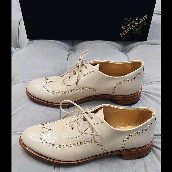 The Office of Angela Scott Wingtip Oxford Beige Patent Leather Womens Shoes 40 9 - Picture 5 of 16